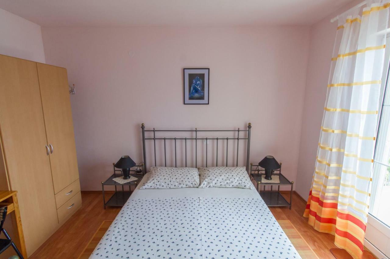 Apartments Ivana ラヴニ エクステリア 写真