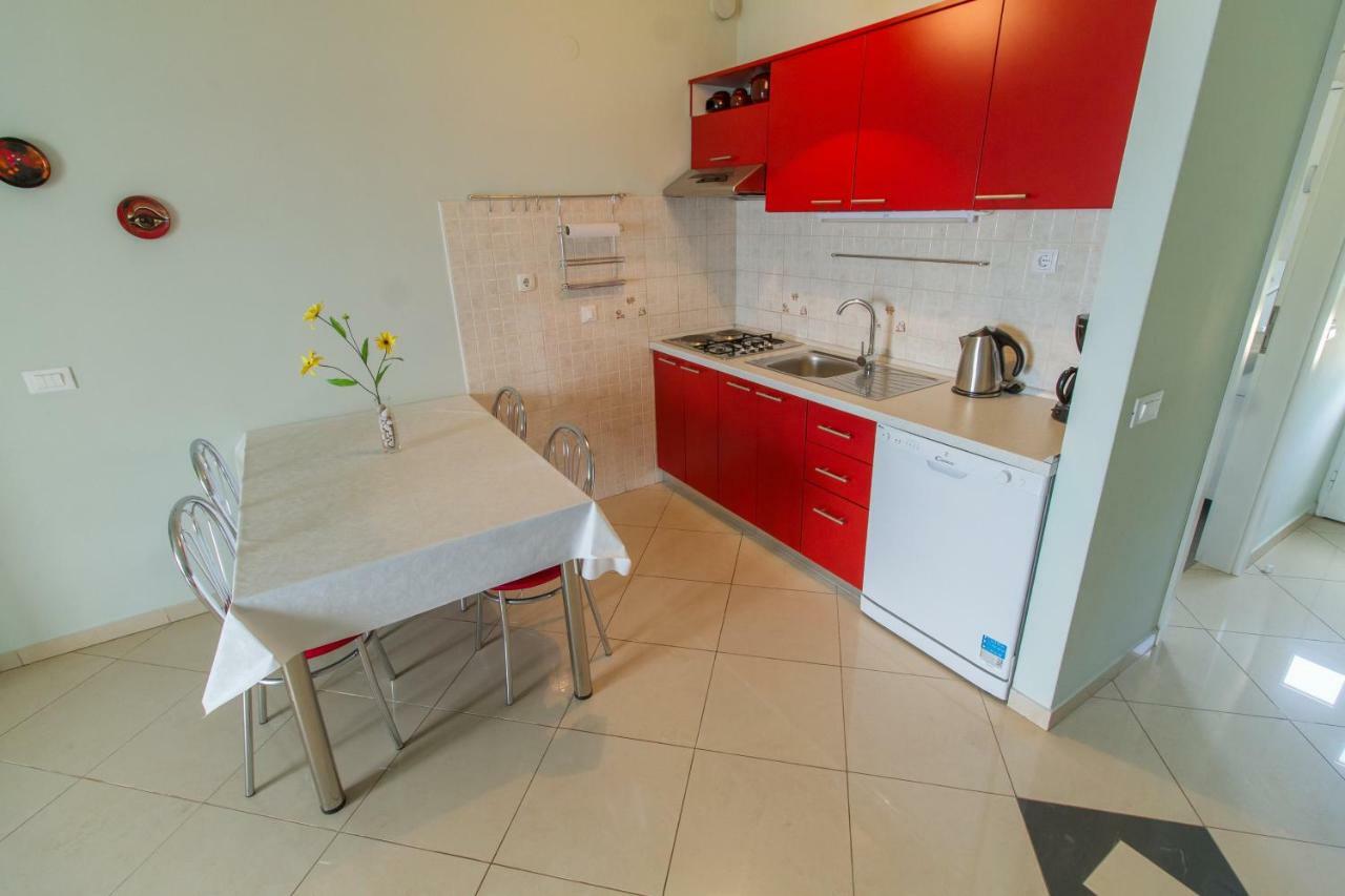 Apartments Ivana ラヴニ エクステリア 写真