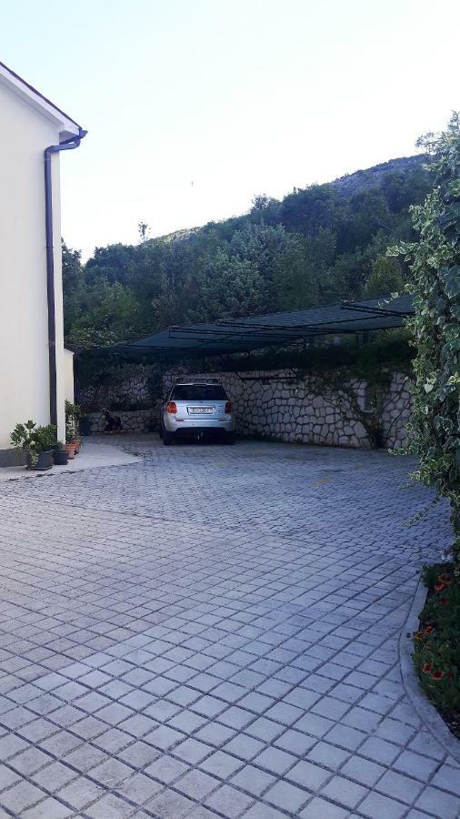 Apartments Ivana ラヴニ エクステリア 写真